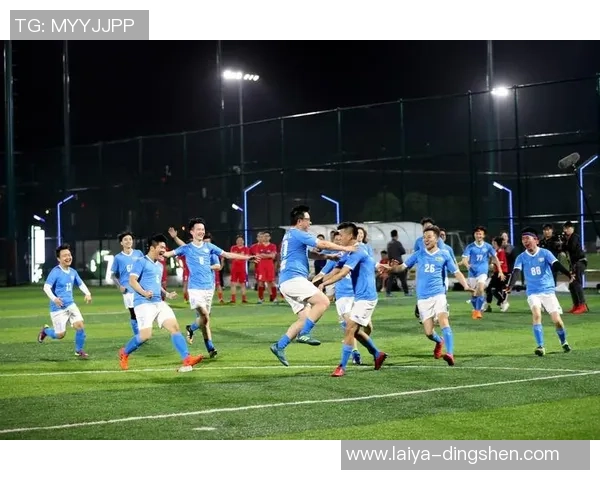 陈娜独家分享足球心得与技巧助你提升球技和战术理解