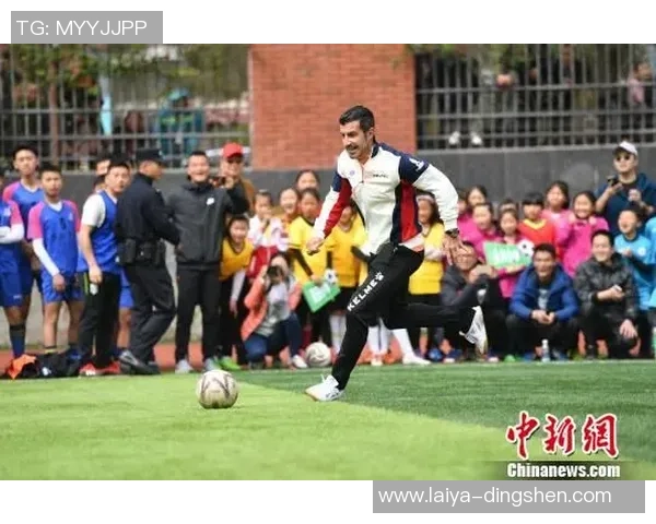 足球明星气球创意设计图赏析与分享,展现足球魅力与节日欢庆的完美结合 足球明星气球创意设计图赏析与分享,展现足球魅力与节日欢庆的完美结合