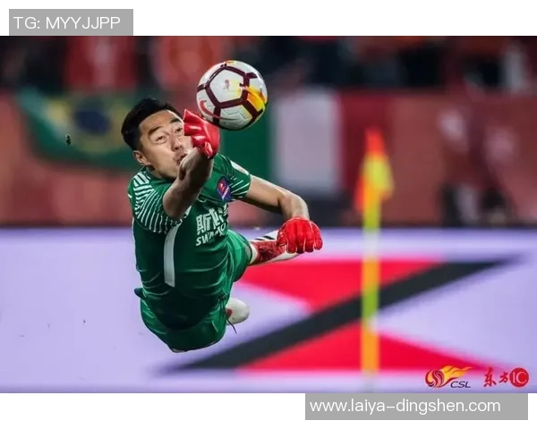 重庆足球队盯防策略分析及其在比赛中的成败得失探讨 重庆足球队盯防策略分析及其在比赛中的成败得失探讨