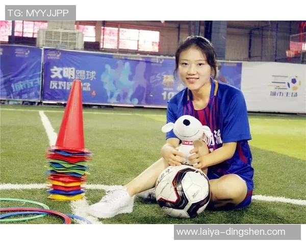 娜娜在足球界的崛起与成就揭秘这位明星球员的故事你了解多少